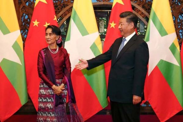 মিয়ানমারে ‘রোহিঙ্গা’ শব্দ না বলার ব্যাখ্যা দিলেন পোপ