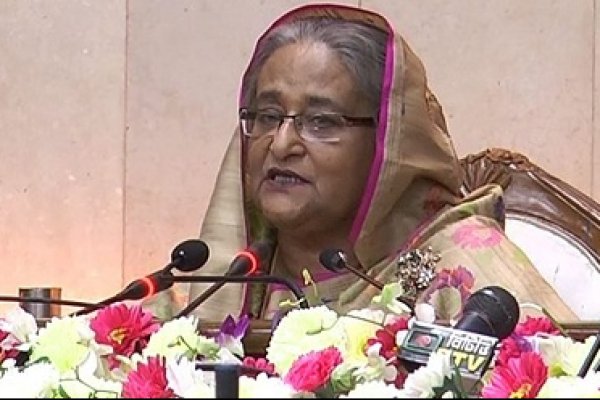 'নিরাপত্তা দিন, তবে আমাকে জনগণ থেকে বিচ্ছিন্ন করবেন না'