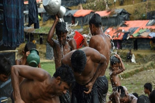 কলেরার ঝুঁকিতে রোহিঙ্গা শরণার্থীরা, বিশ্ব স্বাস্থ্য সংস্থার হুঁশিয়ারি