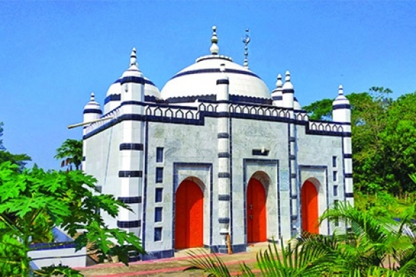 পাঁচ শ বছরের পুরনো ঐতিহ্যবাহী সাহেব বিবি মসজিদ