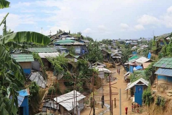 শরণার্থী শিবিরে হামলা মিয়ানমার সেনাবাহিনীর, ৩২ জনের মৃত্যু