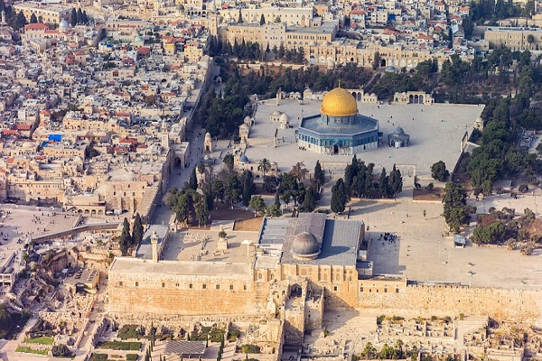 ফিলিস্তিনি বিশেষজ্ঞের প্রতিবেদন প্রকাশআল-আকসা মসজিদ ইহুদিকরণের জন্য ইসরায়েলি তিন ধাপের চক্রান্ত ফিলিস্তিনি বিশেষজ্ঞের প্রতিবেদন প্রকাশআল-আকসা মসজিদ ইহুদিকরণের জন্য ইসরায়েলি তিন ধাপের চক্রান্ত