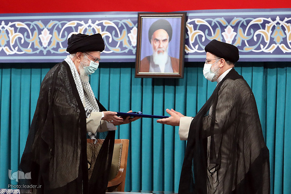 ইরানের  নব নির্বাচিত প্রেসিডেন্ট রাইসির অভিষেক অনুষ্ঠান