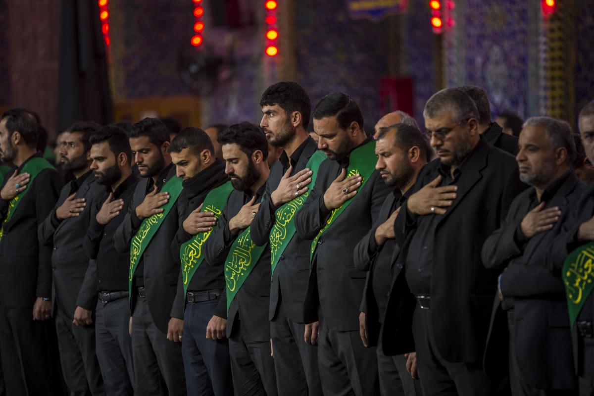 Die Diener von Abu Fadl al Abbas bekunden Imam Hussein Beileid zum Martyrium von Sayida Fatima Az-Zahraa (s.a.)