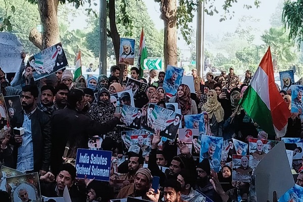 Neu-Delhi: Demonstranten verurteilen Tötung von General Soleimani