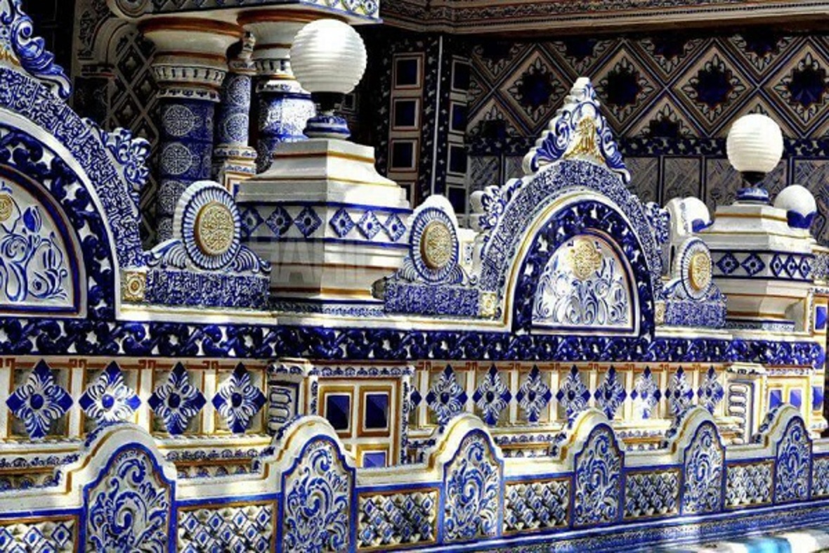 Moschee Tiban: eine beeindruckende und wunderschöne Moschee + Video und Bilder
