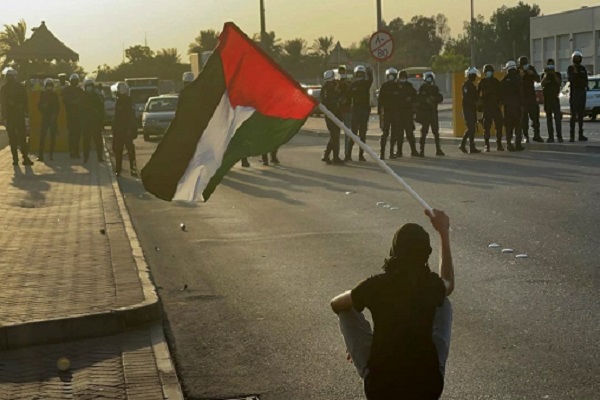 Bahrain: Polizei schlägt Proteste gegen Lapid-Besuch gewaltsam nieder + Videos und Bilder