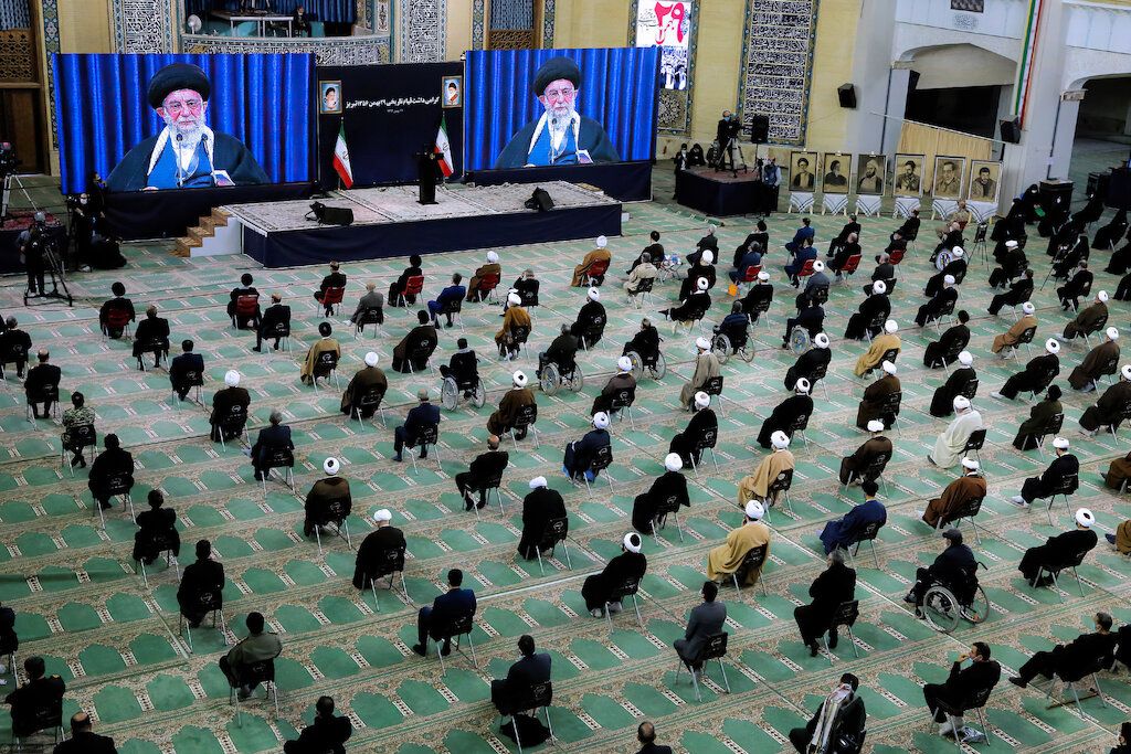 Imam Chamenei: Beim Atomabkommens zählen nur Taten, nicht leere Worte und Versprechen