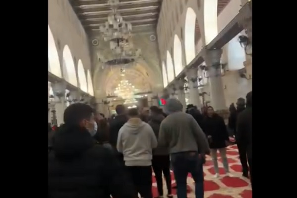 Video: Türen der Al-Aqsa-Moschee für fastende Muslime geöffnet