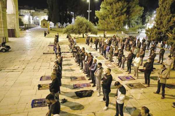 Video: Türen der Al-Aqsa-Moschee für fastende Muslime geöffnet