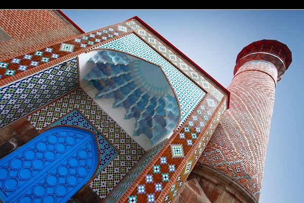 Die Blaue Moschee von Jerewan im einzigen Land Westasiens mit mehrheitlich christlicher Bevölkerung + Video und Bilder