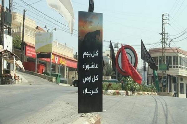Die südlibanesische Stadt Nabatieh trägt zur Zeit Schwarz