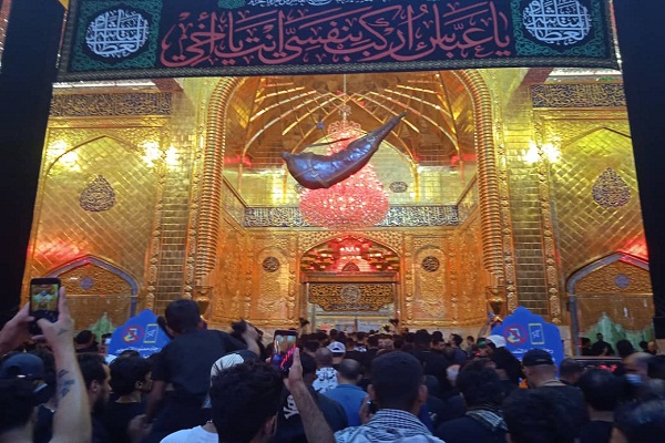 Der Schrein von Imam Ali (as) vor dem Arbain-Tag Der Schrein von Imam Ali (as) vor dem Arbain-Tag