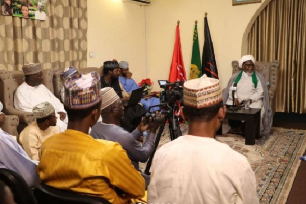 Nigeria: Akademiker treffen sich mit Scheich Zakzaky + Bilder