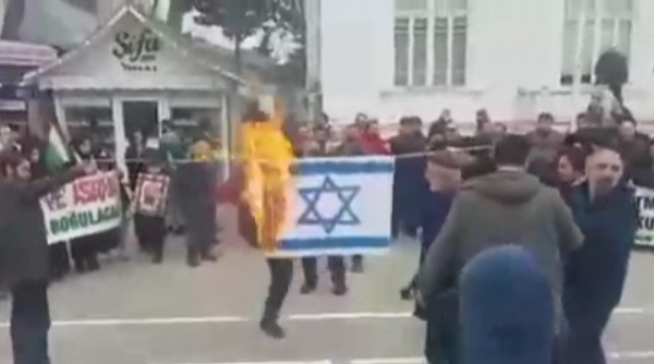 Palästinenser verurteilten den Besuch des zionistischen Regimes in der Türkei