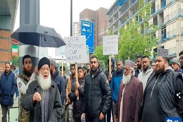 Aussetzung der Vorführung von „Lady of Paradise“ in England