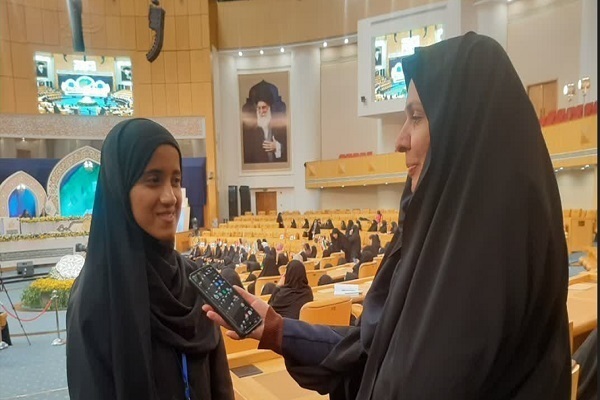 Internationaler Wettbewerb Möglichkeit für Leute, die sich mit dem Koran beschäftigen, um Verbindungen zu erweitern