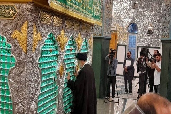 Irans Präsident besucht heiligen Schrein Sayyida Zeinabs (S.A.) während Syrienreise