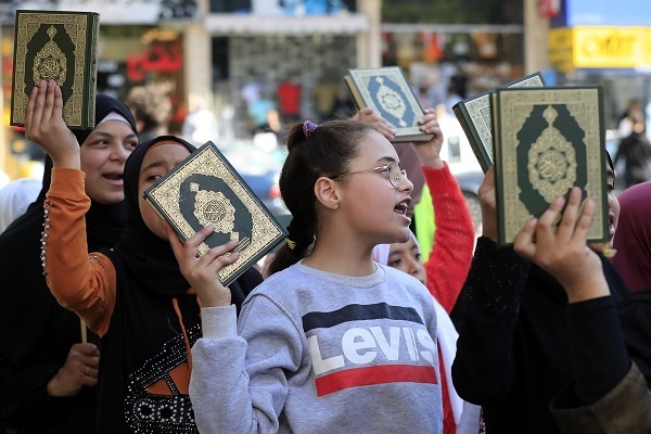 Was brachte Schändung islamischer Heiligtümer für den Westen?