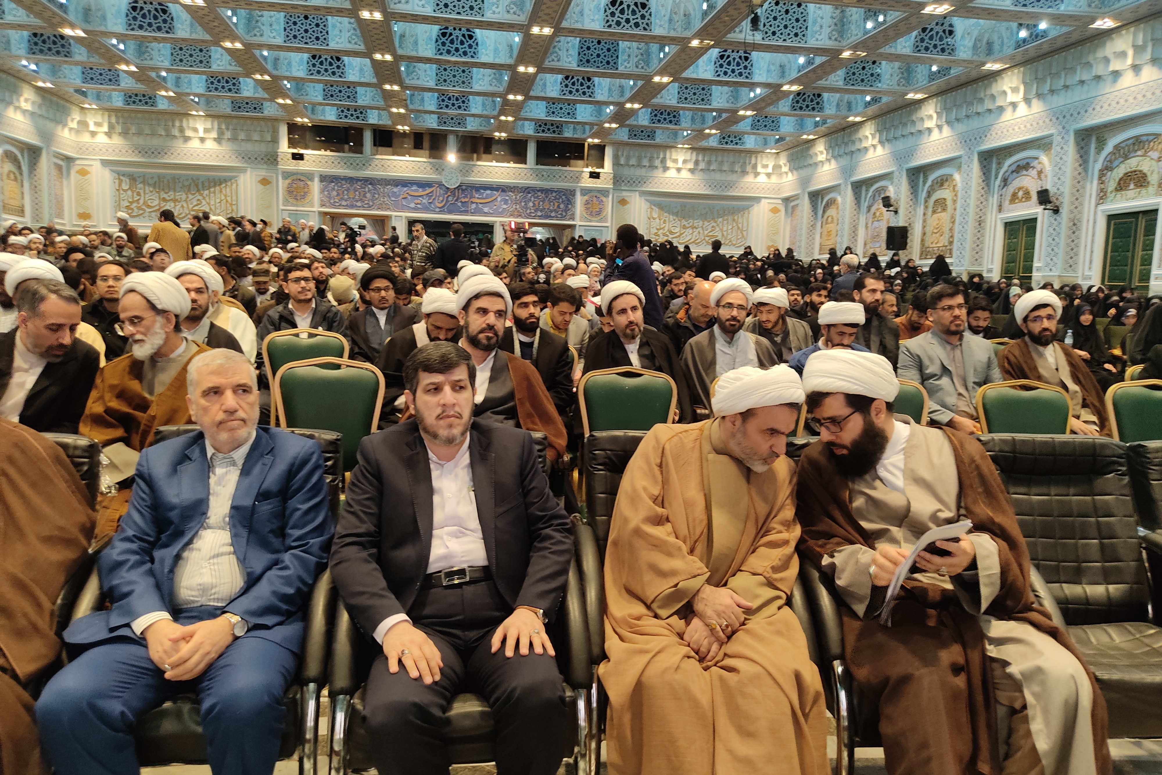 Ein einfacher und verständlicher Ausdruck ist eines der Merkmale der Interpretation Imam Khamane’is