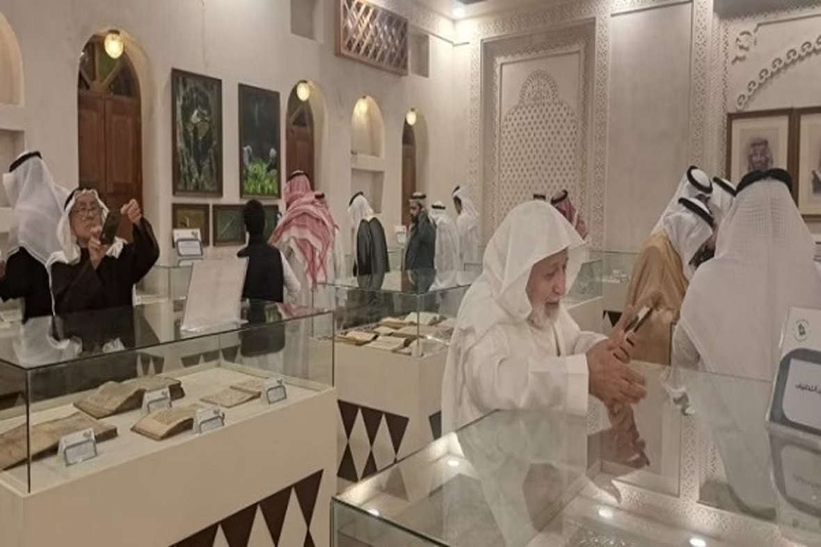 Ausstellung seltener Korane in der ersten Al-Ahsa-Ausstellung + Fotos