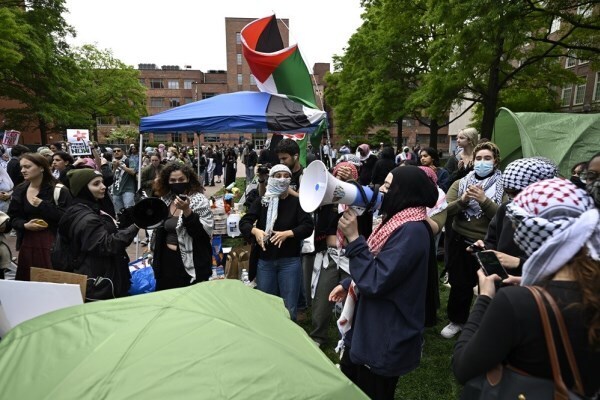 Verschärfung der Repression gegen Studenten durch US-Polizei unter Vorwand der Unterstützung Palästinas