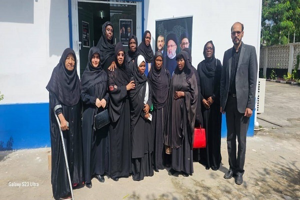 Ausdruck der Anteilnahme der tansanischen muslimischen Frauenorganisationen am Märtyrertod von Ayatollah Raisi + Fotos