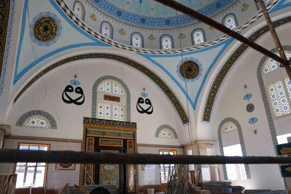 38 Jahren Mühen des türkischen Künstlers Moscheen zu verschönern + Fotos