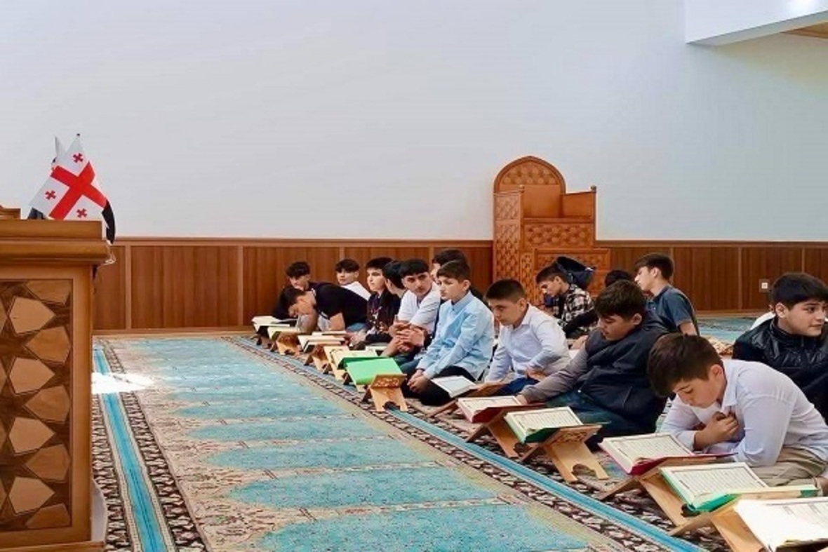 Notwendigkeit fer Förderung der religiösen und koranistischen Bildung der jungen Generation Georgiens