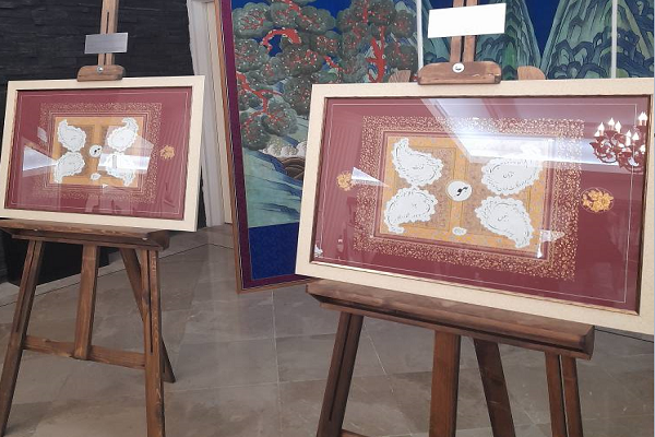 Kalligraphie: Werkzeug zur Verbreitung religiöser Lehren und Dialog zwischen Zivilisationen + Fotos Kalligraphie: Werkzeug zur Verbreitung religiöser Lehren und Dialog zwischen Zivilisationen + Fotos