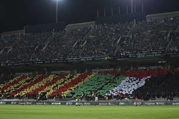Aufrufe zur Unterstützung für Palästina im Stadion von Barcelona