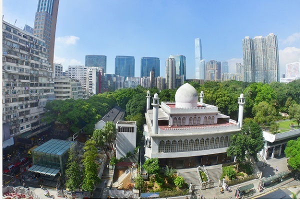 Rituale zum Monat Ramadan auf einer Sightseeingtour von der Hongkong-Moschee