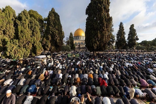Eid al-fitr-Gebet (Fest des Fastenbrechen) auf der ganzen Welt