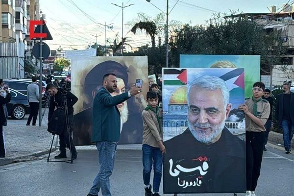 Marsch in Beirut zum Gedenken an den Jahrestag des Märtyrertodes von Soleimani + Fotos