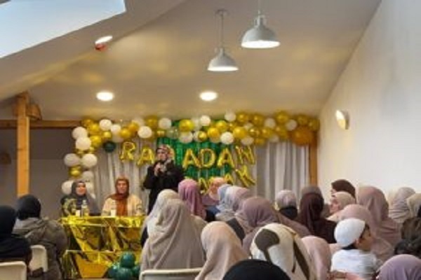 Bemerkenswerter Beitrag muslimischer Frauen im Kosovo zu Monat-Ramadan-Förderaktivitäten