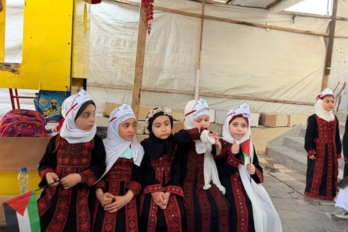 Glanz der Kinder Gazas in der Koran-Kampagne „Nur“ + Fotos