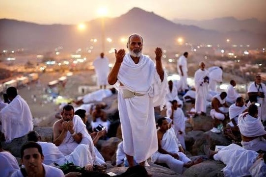 Das Opferfest; von abrahamitischer Tradition bis heutigem Ritus der Muslime Das Opferfest; von abrahamitischer Tradition bis heutigem Ritus der Muslime