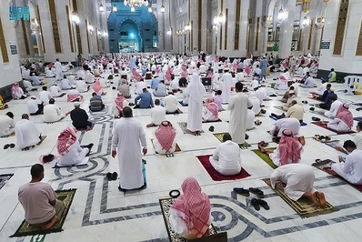 Tarawih-Gebet in der Haram-Moschee verrichtet