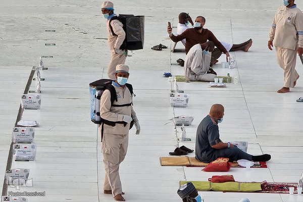 Tausende Pilger beginnen Wallfahrt Hadsch in Saudi-Arabien