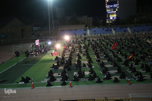 Trauerfeier unter freiem Himmel