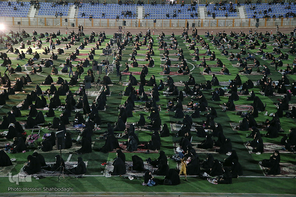 Trauerfeier unter freiem Himmel