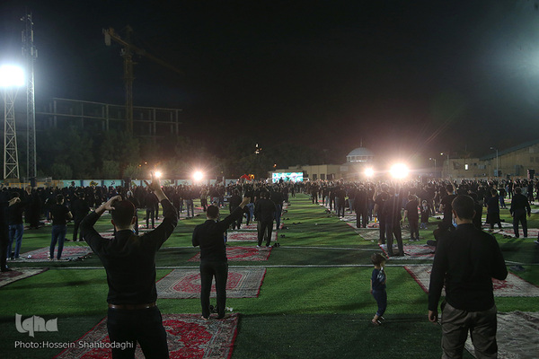 Trauerfeier unter freiem Himmel