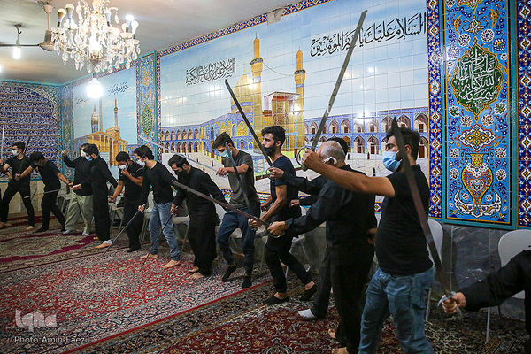 Iraner begehen landesweit den Trauertag Aschura