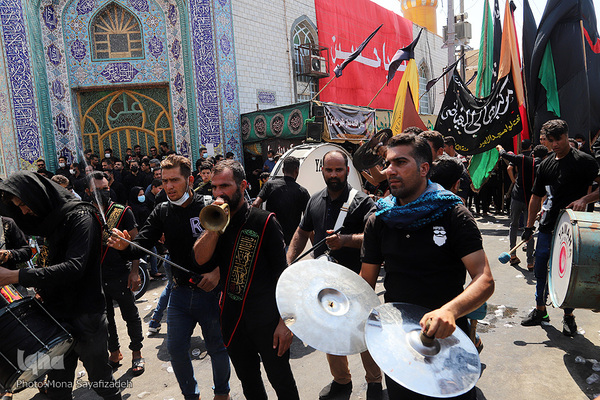 Iraner begehen landesweit den Trauertag Aschura