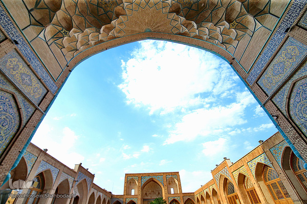 Die Große Atiq-Moschee in Qom