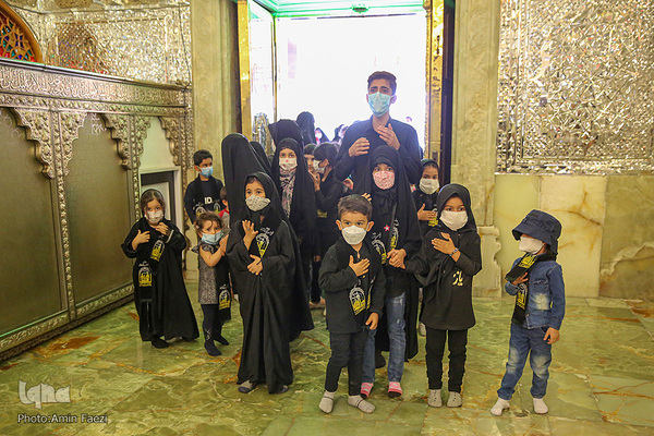 Kinder-Versammlung zum Gedenken an dreijährige Tochter von Imam Hussein