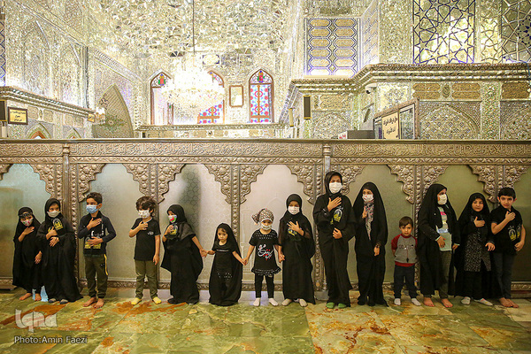 Kinder-Versammlung zum Gedenken an dreijährige Tochter von Imam Hussein