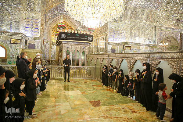 Kinder-Versammlung zum Gedenken an dreijährige Tochter von Imam Hussein