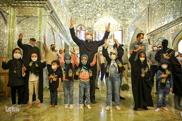 Kinder-Versammlung zum Gedenken an dreijährige Tochter von Imam Hussein