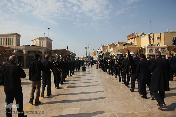 Trauerprozession für Imam Rida (a.s.) durch die heilige Stadt Qom